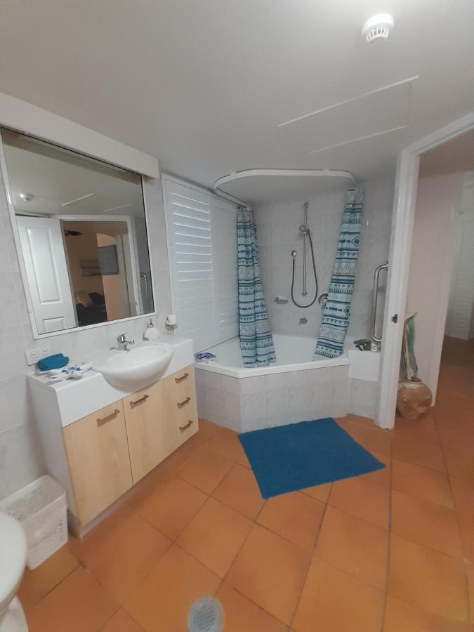 Casa Borghese Holiday Let Apartment Cairns Exterior photo